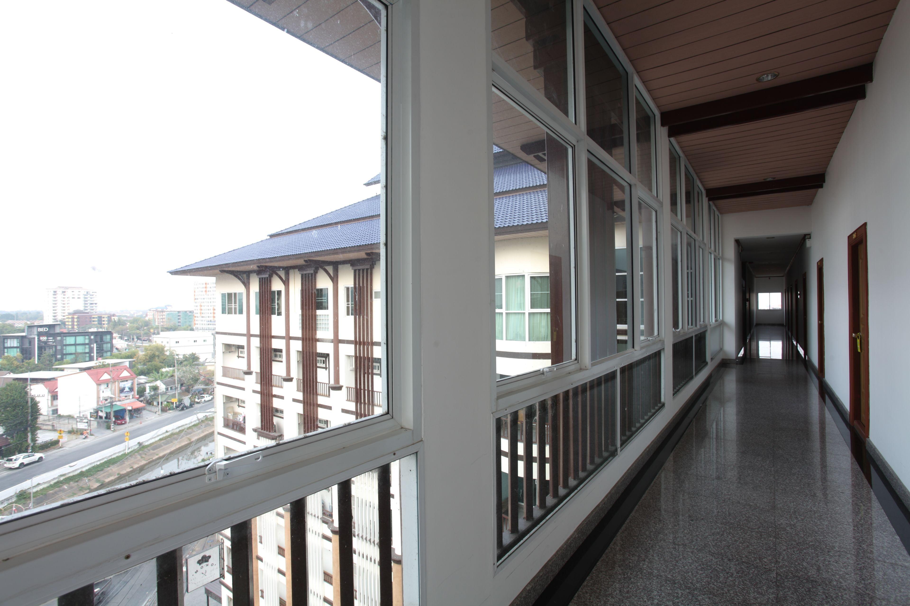 V Residence Chiang Mai — Photos 2